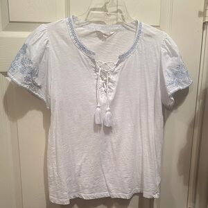Lucky Brand White and Blue Embroidered Women's Top